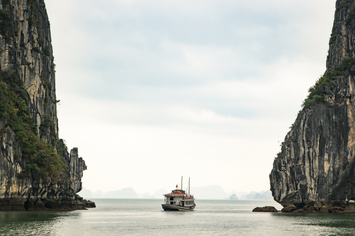 Standard Halong bay (4 hours cruise)