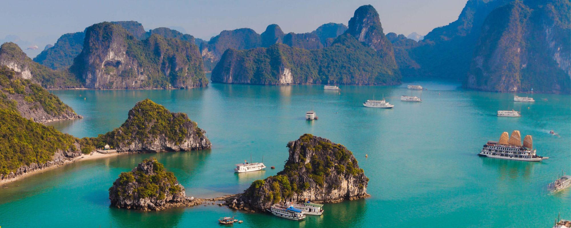 1582275599_cropped-ha-long-bay.jpg